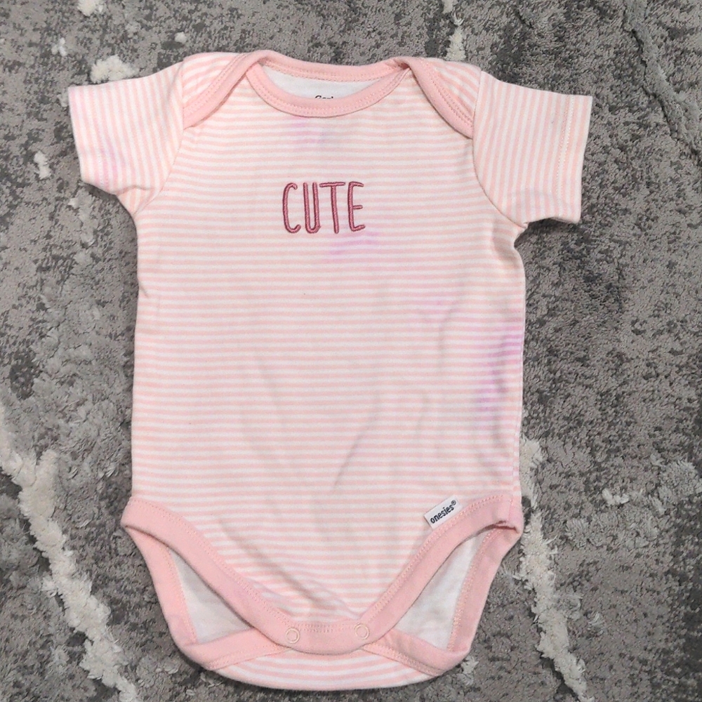 ✨ 10/$10 ✨ NWOT Gerber Organic Onesie